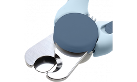 Modré psí kleště na drápky s ochranou, ostrými nerezovými čepelemi pro precizní stříhání, vhodné pro psy i kočky.